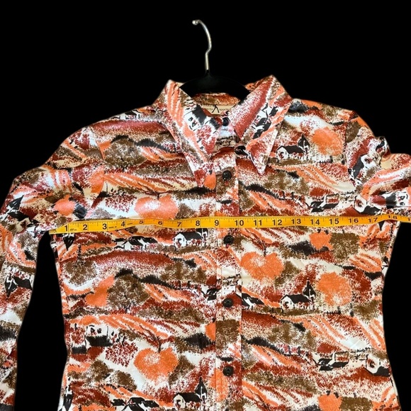 Vintage/Retro Polyester Button Down - Picture 4 of 6